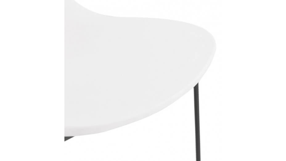 Chaise empilable blanche pied métal noir - Valou