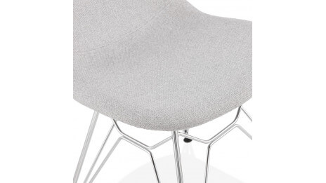Chaise design Tissu gris clair pied chromé - Nala