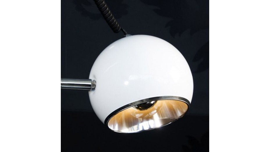 Anne - Lampe de table design blanche