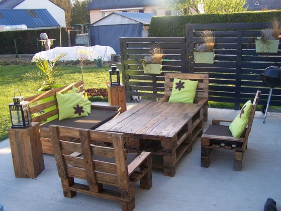 Salon de Jardin en Palette : le Guide DIY Ultime ! - Blog Delorm
