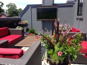 Salon de jardin sur un toit