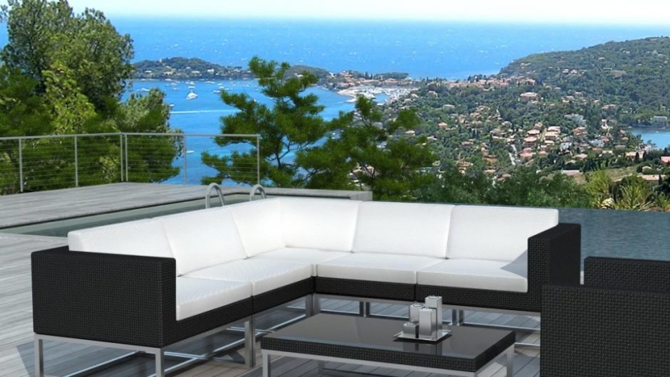 Le salon de jardin qui ne rouille pas, que demander de mieux ? Le