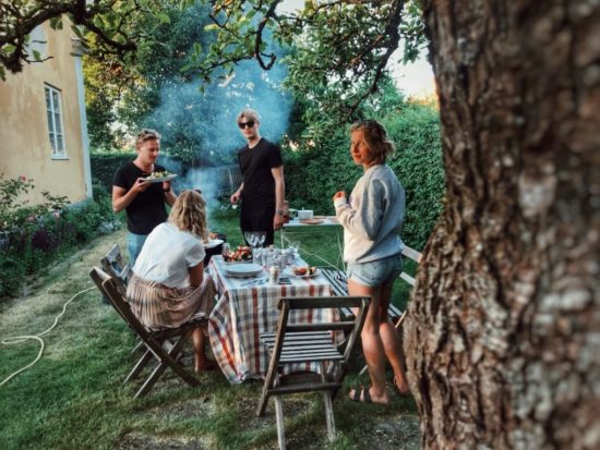Le salon de jardin pour 4 personnes, idéal pour la petite famille