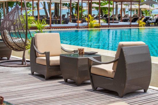 Comment réparer un salon de jardin en résine tressée